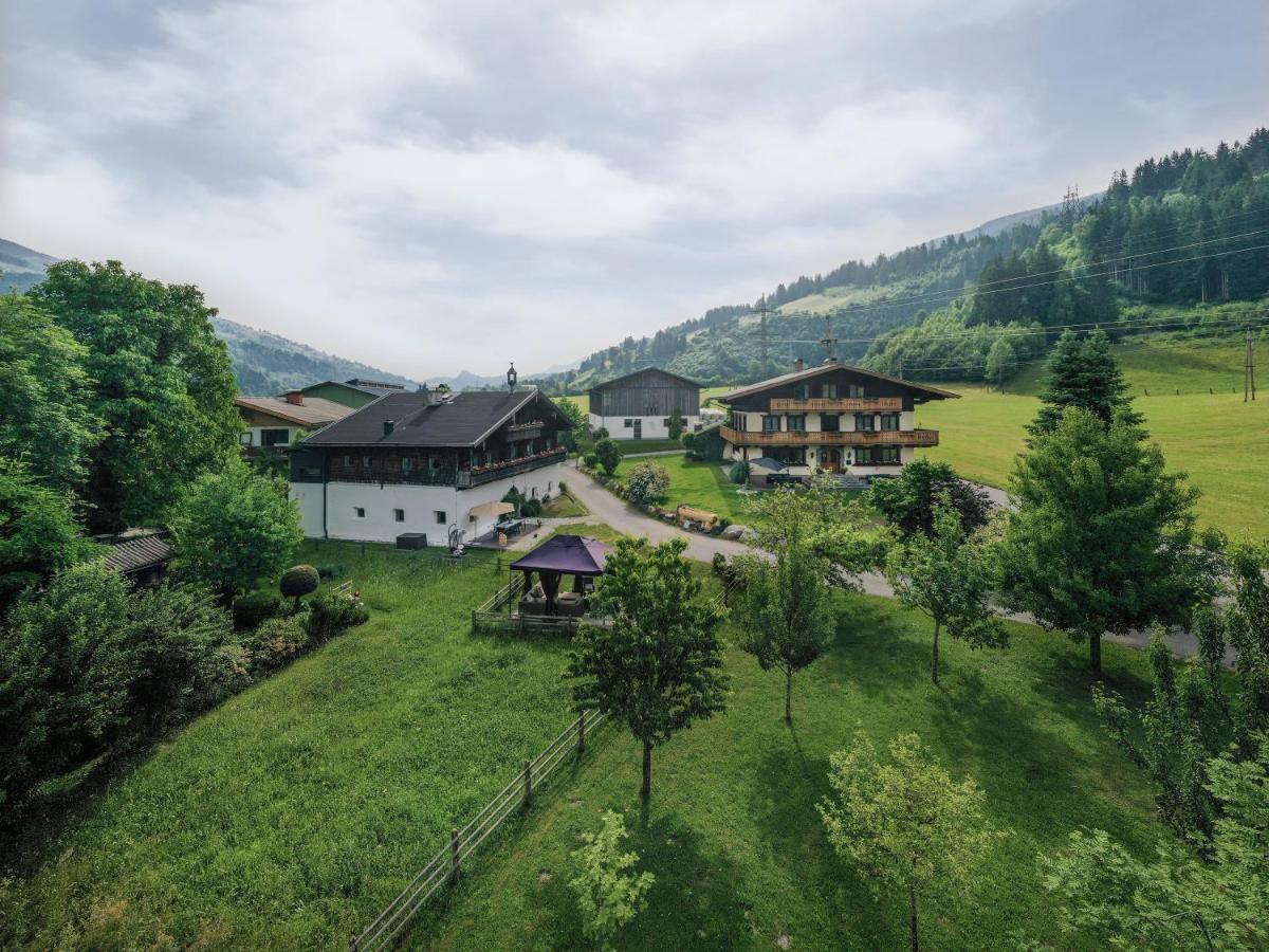 Вилла Chalet Wolfbachgut Таксенбах Экстерьер фото